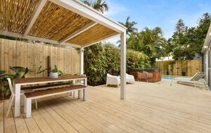 Aaloka Bay | Heritage Elegance Steps from Byron’s Beaches - Byron Bay, Australia