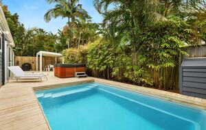Aaloka Bay | Heritage Elegance Steps from Byron’s Beaches - Byron Bay, Australia