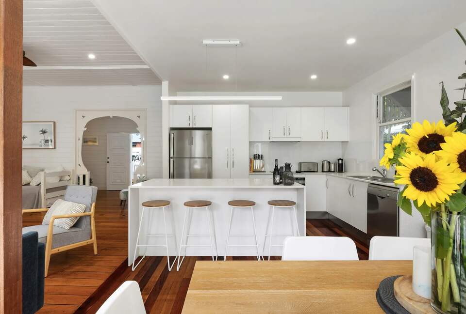 Aaloka Bay | Heritage Elegance Steps from Byron’s Beaches - Byron Bay, Australia