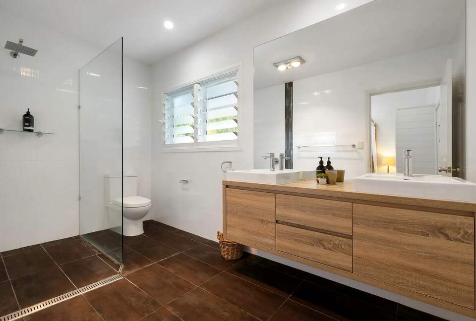 Aaloka Bay | Heritage Elegance Steps from Byron’s Beaches - Byron Bay, Australia