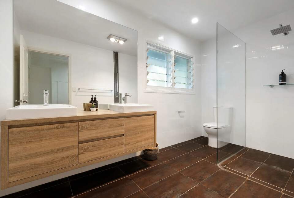 Aaloka Bay | Heritage Elegance Steps from Byron’s Beaches - Byron Bay, Australia