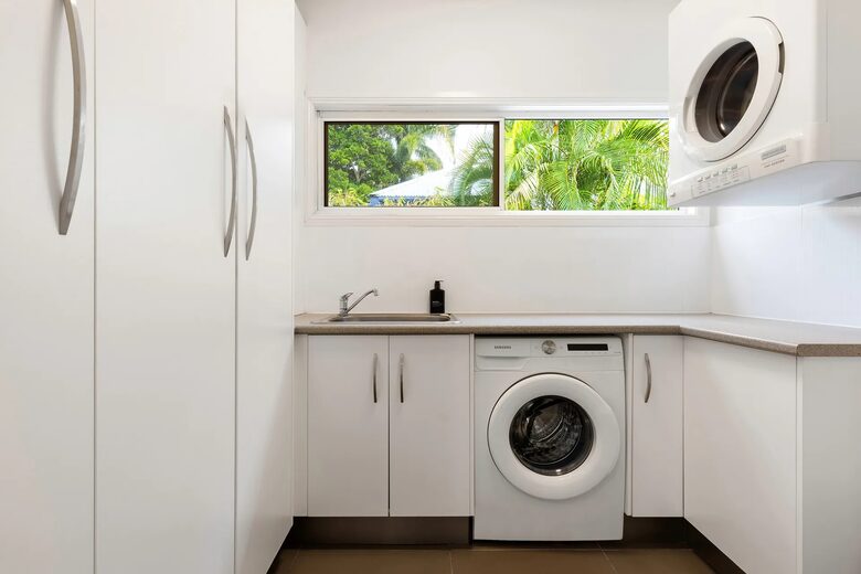 Aaloka Bay | Heritage Elegance Steps from Byron’s Beaches - Byron Bay, Australia