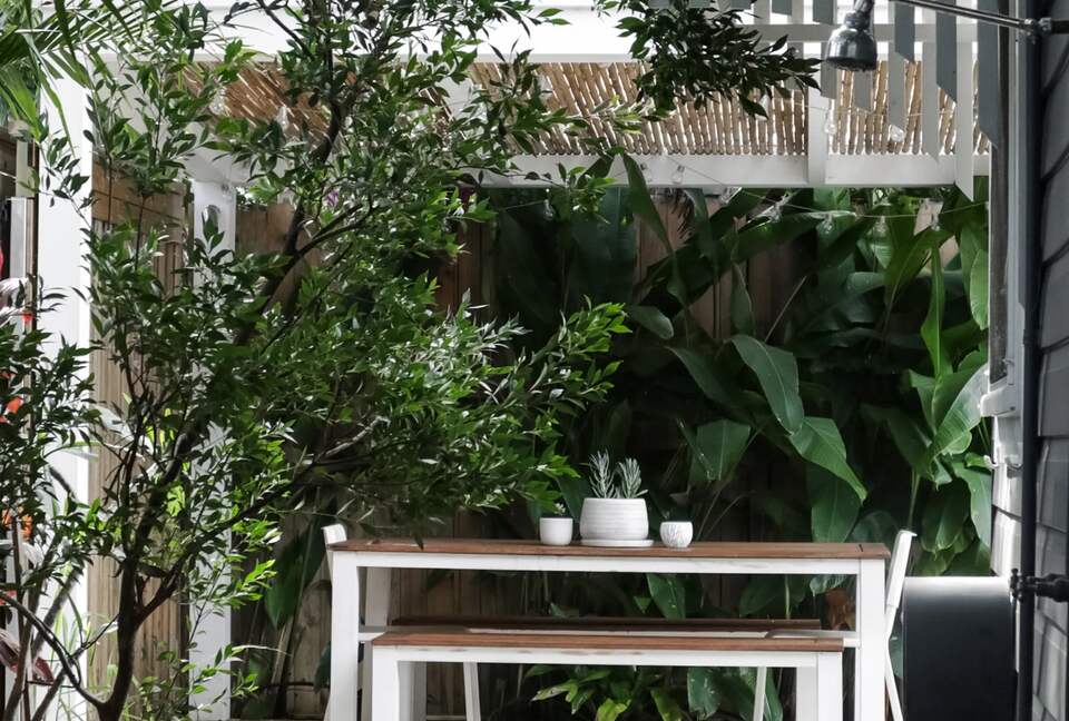 Aaloka Bay | Heritage Elegance Steps from Byron’s Beaches - Byron Bay, Australia