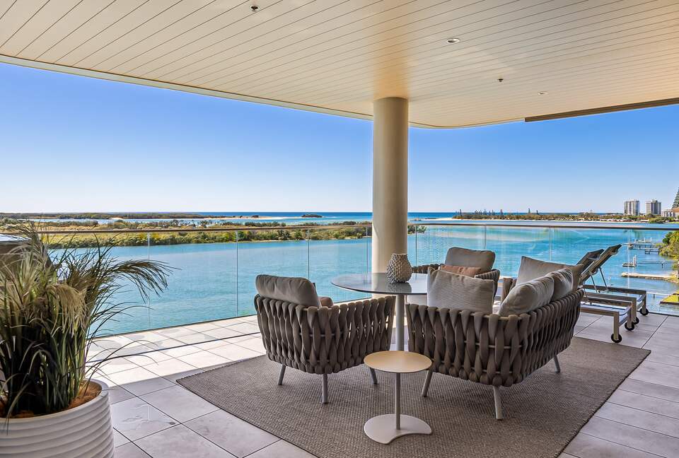 Luxury Living Above the Maroochy River - Sunshine Coast, Australia