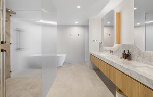 Luxury Living Above the Maroochy River - Sunshine Coast, Australia