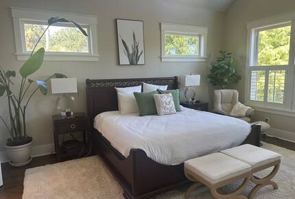 Bedroom 1 - Master Bedroom with ensuite bathroom