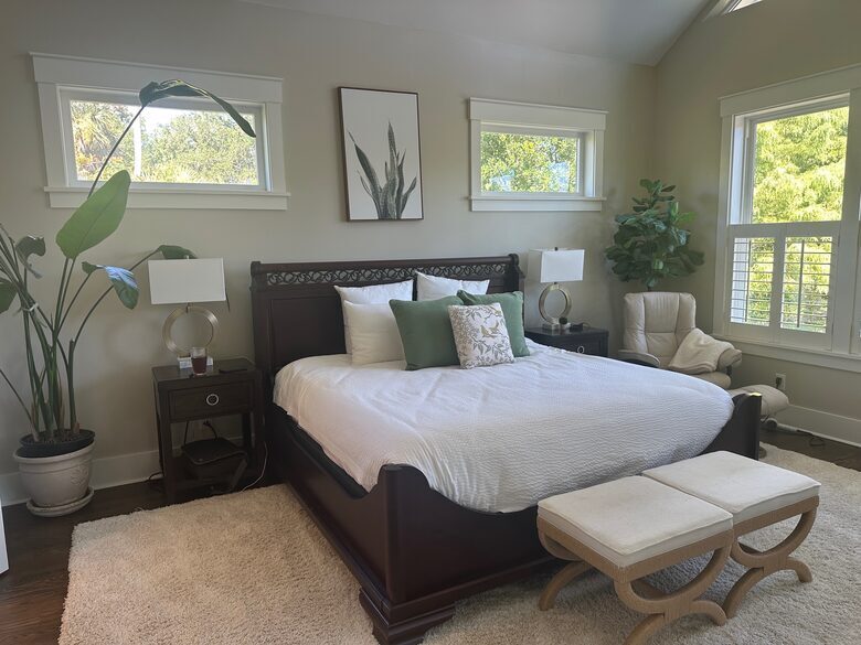 Bedroom 1 - Master Bedroom with ensuite bathroom