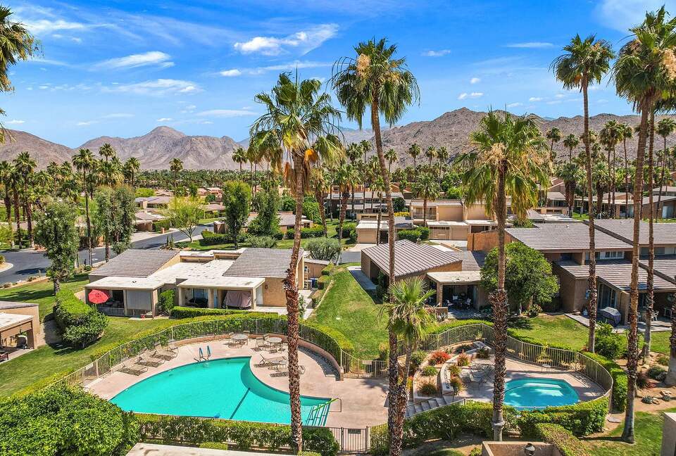 Fairway Escape at Ironwood Country Club - Palm Desert, California