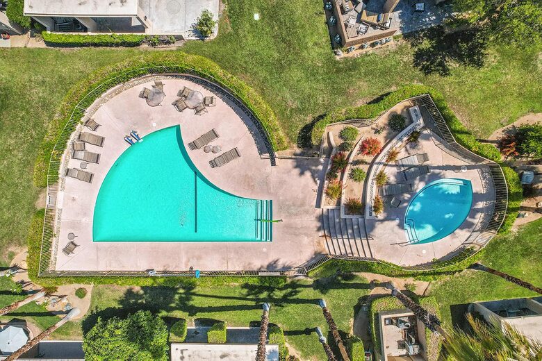 Fairway Escape at Ironwood Country Club - Palm Desert, California