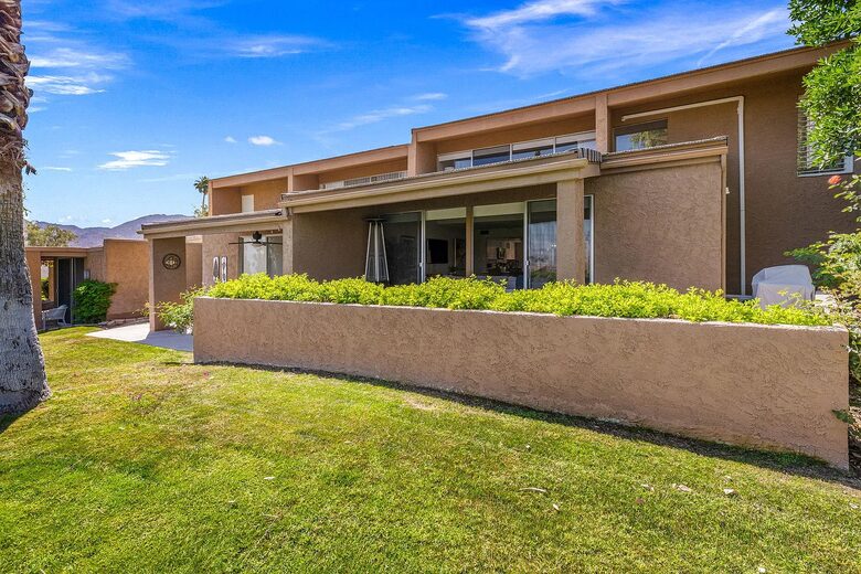 Fairway Escape at Ironwood Country Club - Palm Desert, California