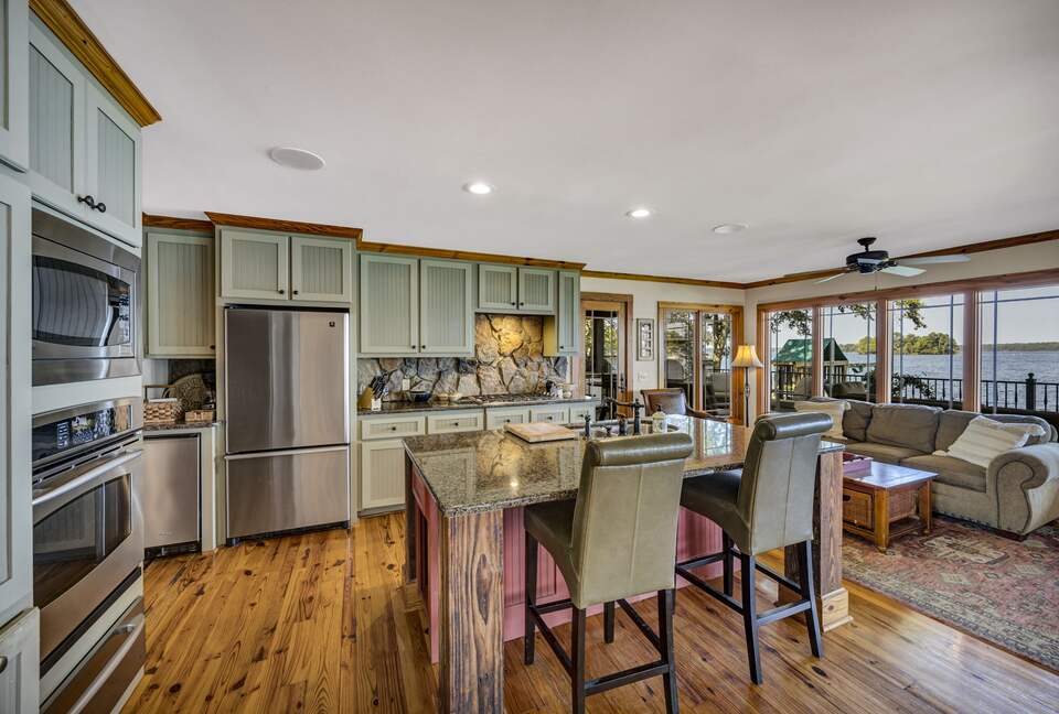 Lakefront Home on Lake Murray - Gilbert, South Carolina