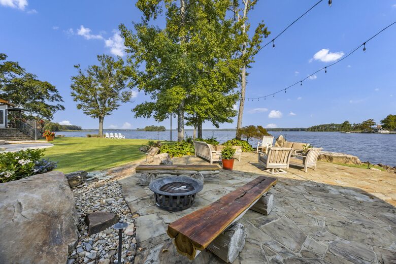 Lakefront Home on Lake Murray - Gilbert, South Carolina