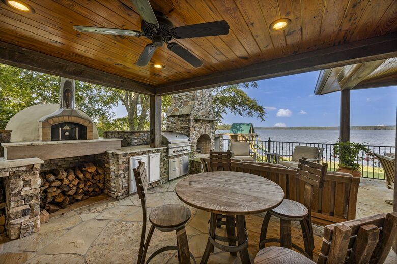 Lakefront Home on Lake Murray - Gilbert, South Carolina