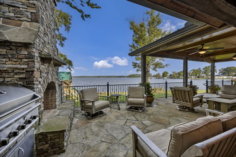 Lakefront Home on Lake Murray - Gilbert, South Carolina