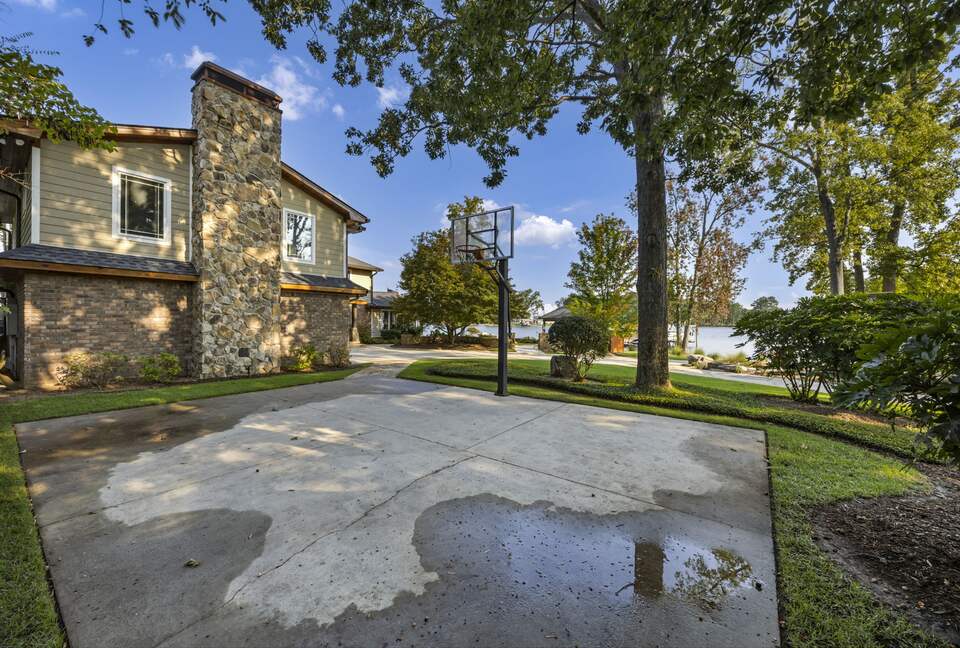 Lakefront Home on Lake Murray - Gilbert, South Carolina