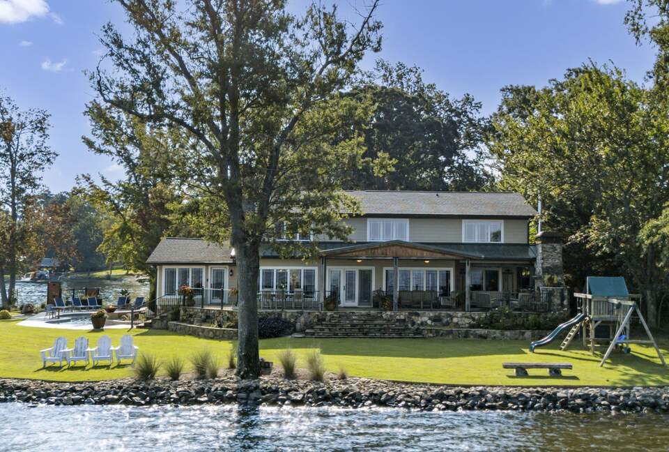 Lakefront Home on Lake Murray - Gilbert, South Carolina