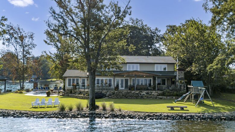 Lakefront Home on Lake Murray - Gilbert, South Carolina