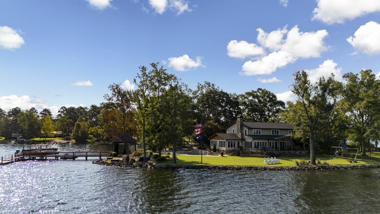 Lakefront Home on Lake Murray - Gilbert, South Carolina