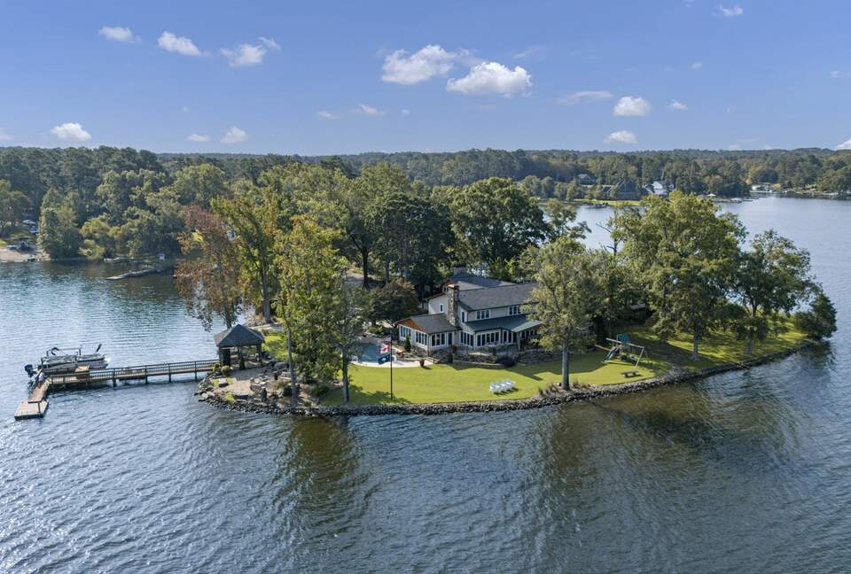 Lakefront Home on Lake Murray - Gilbert, South Carolina