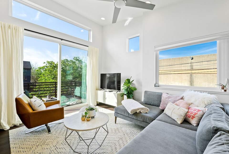 Bright Urban Escape in the Heart of East Austin - Austin, Texas