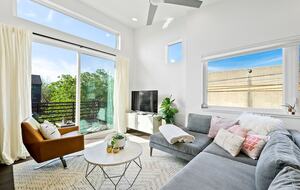 Bright Urban Escape in the Heart of East Austin - Austin, Texas