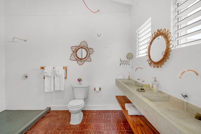 Treasure Beach Villa with Expansive Sea Views - Treasure Beach, Jamaica