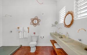 Treasure Beach Villa with Expansive Sea Views - Treasure Beach, Jamaica