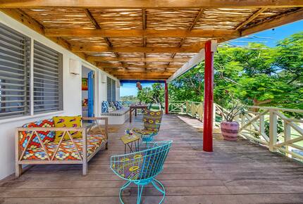 Treasure Beach Villa with Expansive Sea Views - Treasure Beach, Jamaica