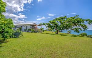 Treasure Beach Villa with Expansive Sea Views - Treasure Beach, Jamaica