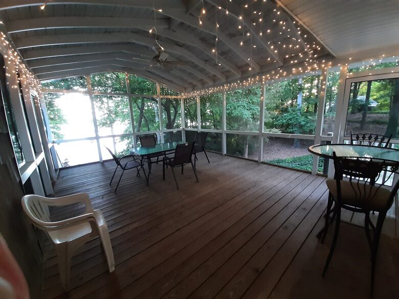 Lakeside Getaway on Moss Lake - Kings Mountain, North Carolina