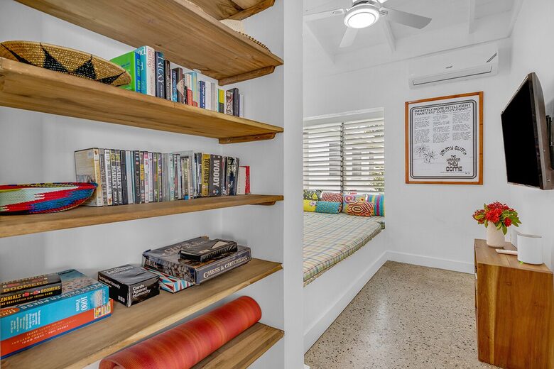 Treasure Beach Villa with Expansive Sea Views - Treasure Beach, Jamaica