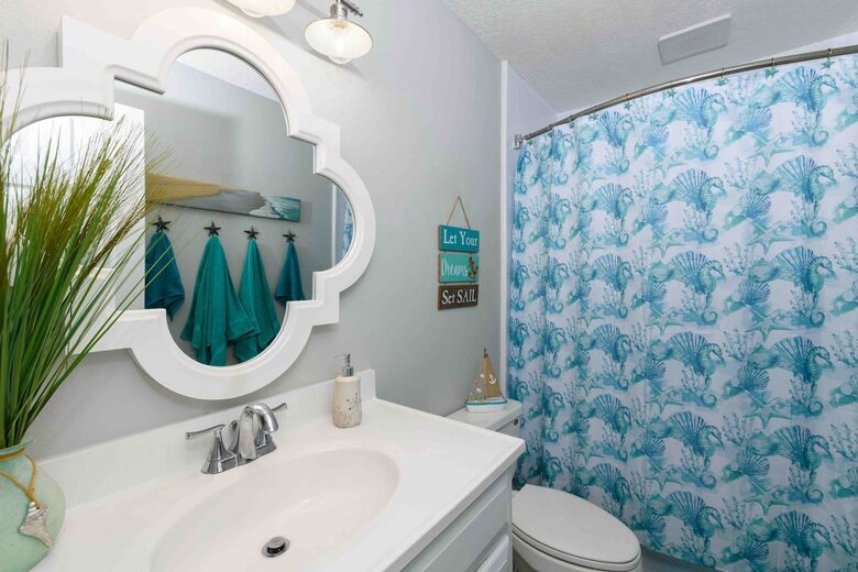 Sand & Sun Escape | Spacious Retreat Near St. Augustine Beach - St. Augustine, Florida