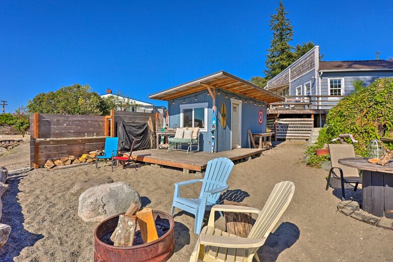 Historic Gig Harbor Waterfront Retreat with Private Beach - Gig Harbor, Washington