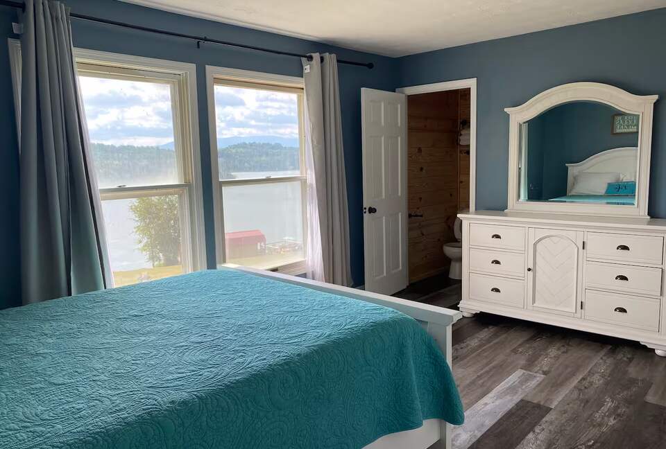 Douglas Lakefront Getaway with Mountain Views & Private Dock - Dandridge, Tennessee