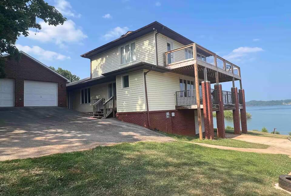 Douglas Lakefront Getaway with Mountain Views & Private Dock - Dandridge, Tennessee