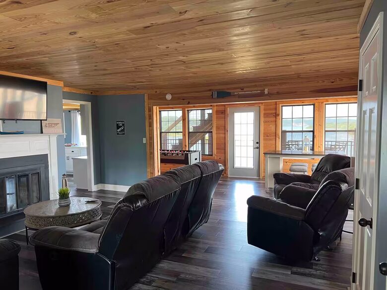 Douglas Lakefront Getaway with Mountain Views & Private Dock - Dandridge, Tennessee