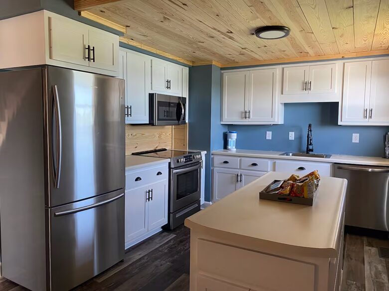 Douglas Lakefront Getaway with Mountain Views & Private Dock - Dandridge, Tennessee