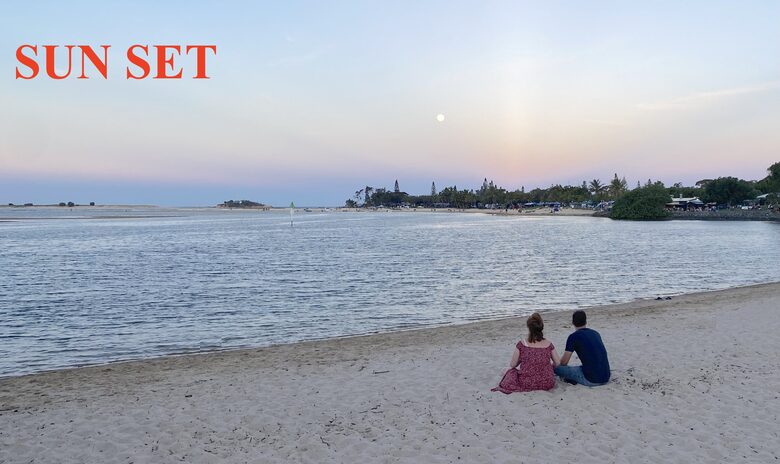 Exclusive Cotton Tree Waterfront Retreat with Resort Amenities - Maroochydore, Australia