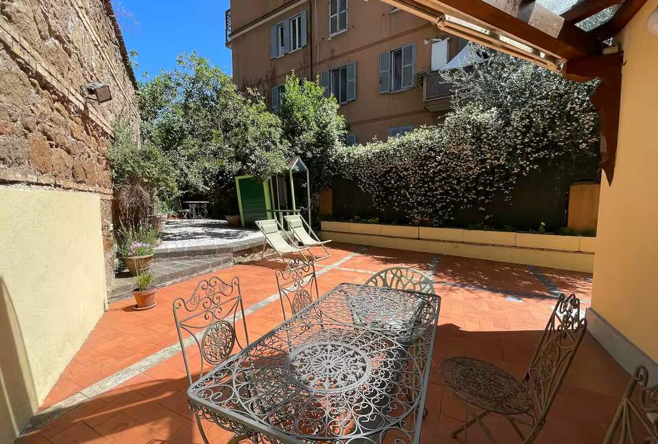 The Secret Terrace at Monteverde Vecchio - Rome, Italy