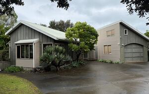 Charming Coastal Retreat in the Bay of Plenty - Bowentown, New Zealand