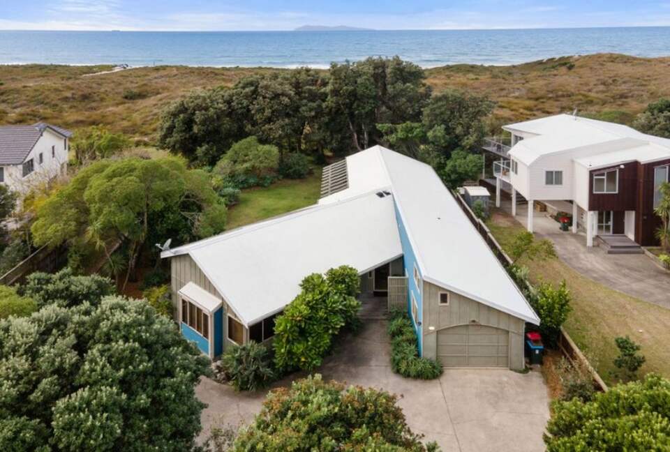 Charming Coastal Retreat in the Bay of Plenty - Bowentown, New Zealand