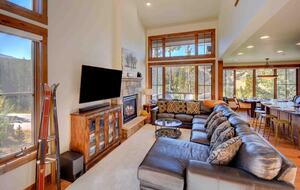 Luxury Villa with Hot Tub & Mountain Views near Winter Park Resort - Winter Park, Colorado
