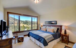 Luxury Villa with Hot Tub & Mountain Views near Winter Park Resort - Winter Park, Colorado