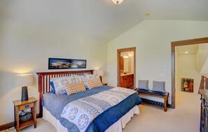 Luxury Villa with Hot Tub & Mountain Views near Winter Park Resort - Winter Park, Colorado