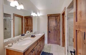 Luxury Villa with Hot Tub & Mountain Views near Winter Park Resort - Winter Park, Colorado