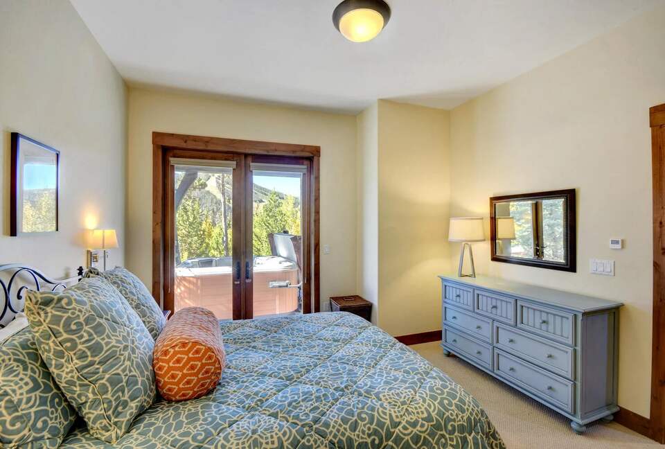 Luxury Villa with Hot Tub & Mountain Views near Winter Park Resort - Winter Park, Colorado