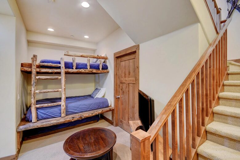 Luxury Villa with Hot Tub & Mountain Views near Winter Park Resort - Winter Park, Colorado