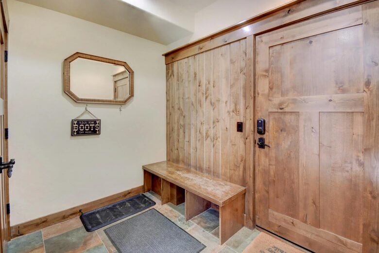 Luxury Villa with Hot Tub & Mountain Views near Winter Park Resort - Winter Park, Colorado