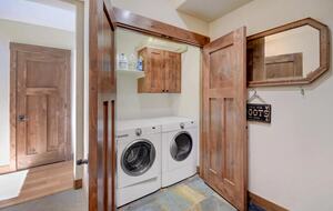 Luxury Villa with Hot Tub & Mountain Views near Winter Park Resort - Winter Park, Colorado