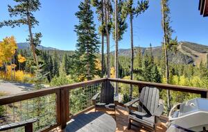 Luxury Villa with Hot Tub & Mountain Views near Winter Park Resort - Winter Park, Colorado